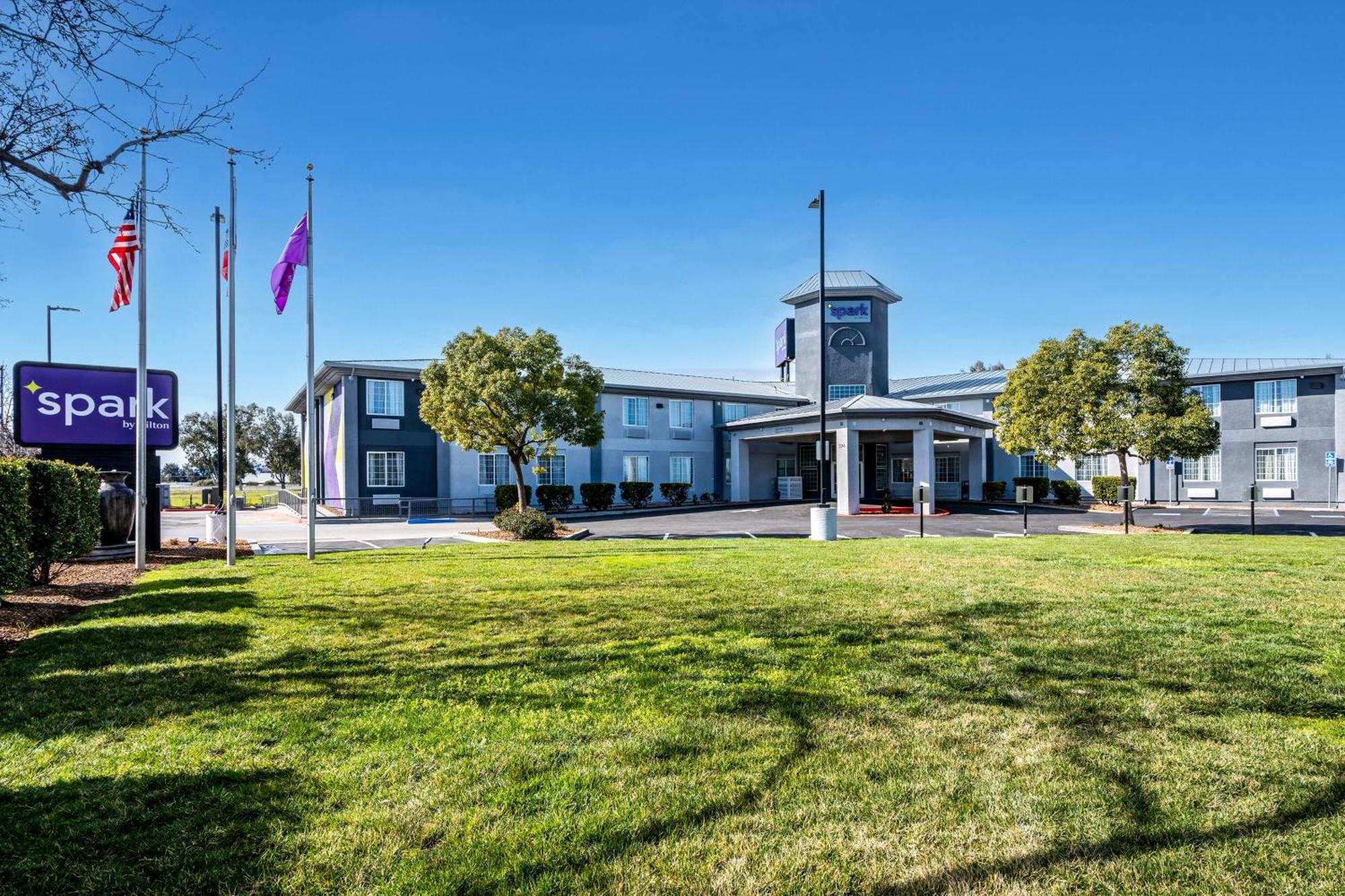 Spark By Hilton Williams Newly Opened 2025 Eksteriør bilde